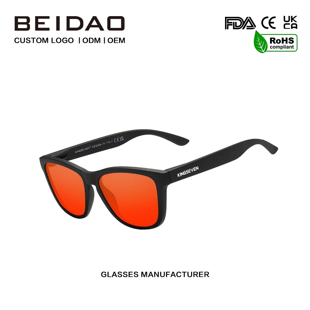 Kính râm phân cực TR90 vuông cổ điển